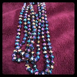 tTiple wrap exotic colors jewl necklace